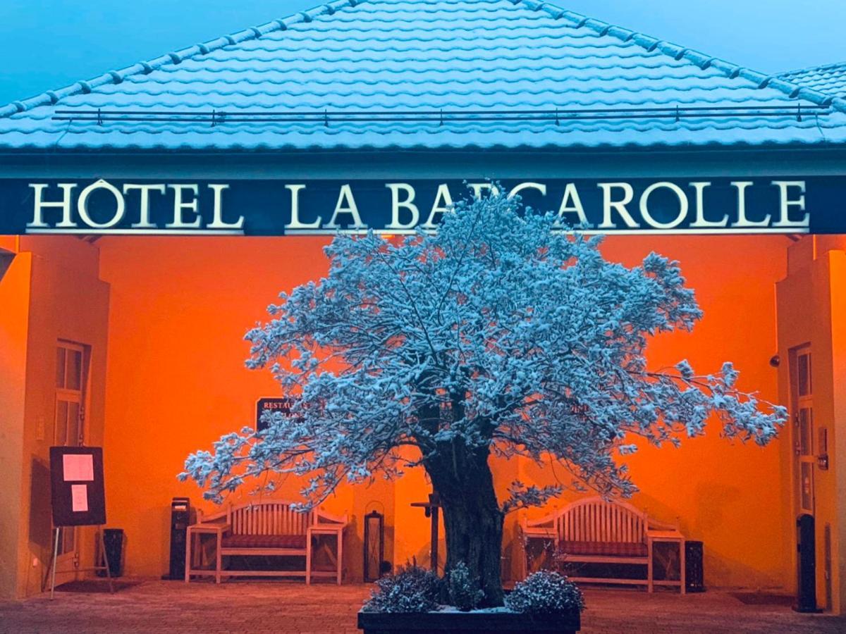 호텔 라 바르카롤 프랑쟝 외부 사진